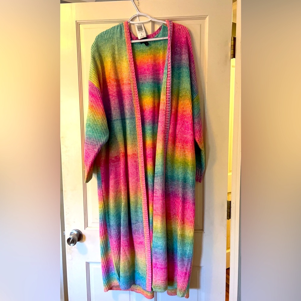 Torrid Rainbow size 4 NWT